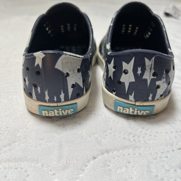 Native Jefferson Star Print Sneakers Size 9 - Picture 7 of 12